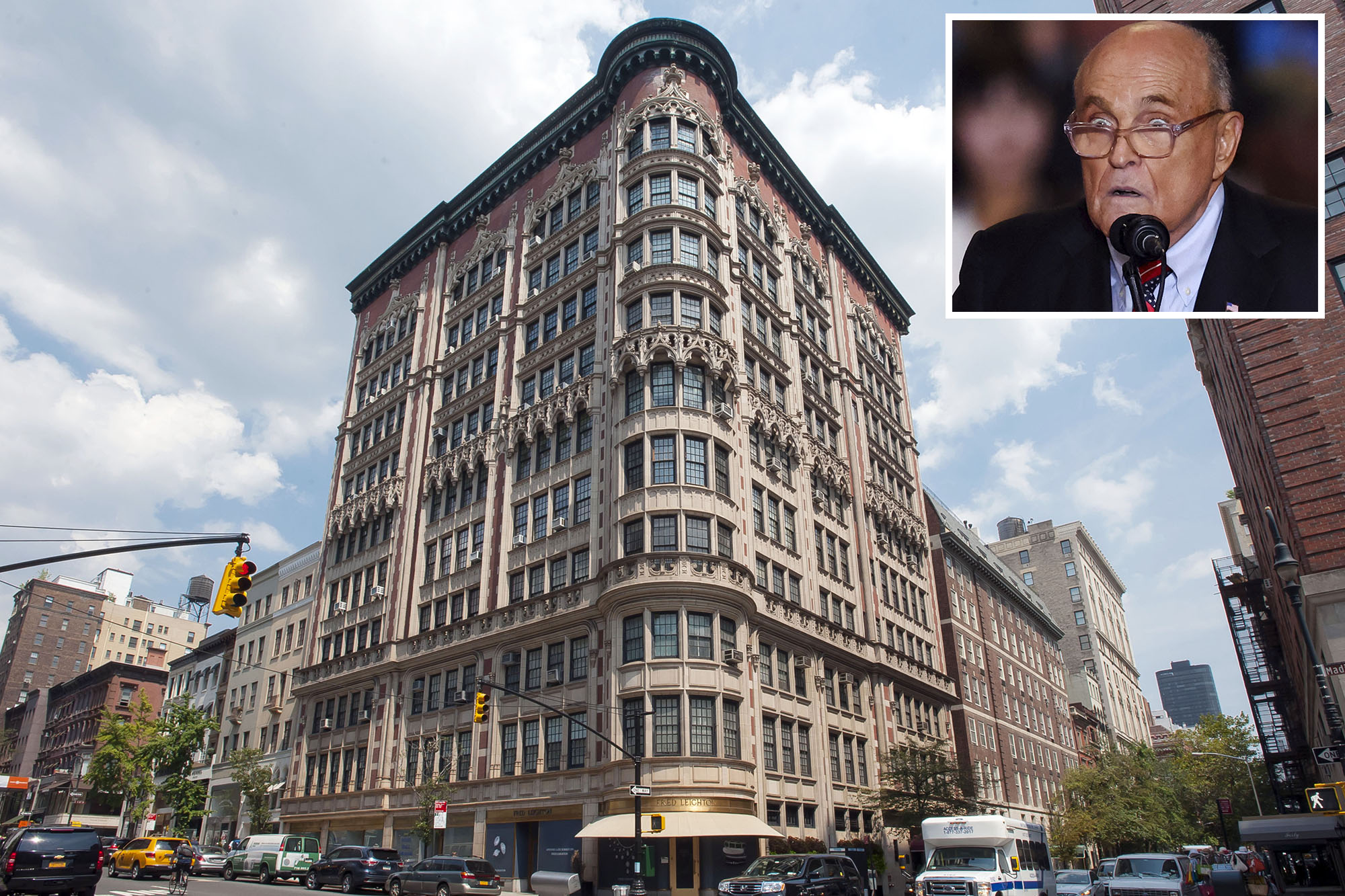 Rudy Giuliani reduces price of Manhattan home by nearly one million dollars.