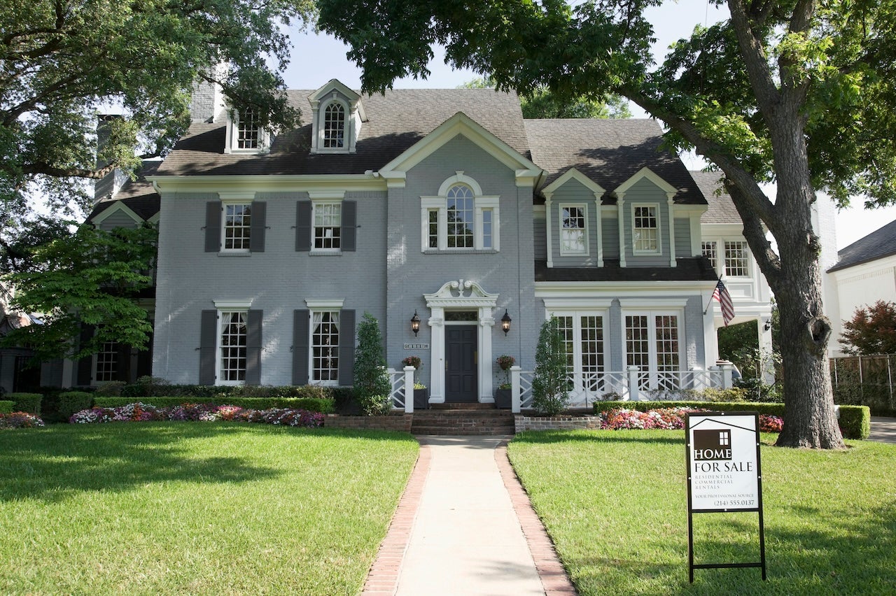 Texas real estate commission fees impact home buyers and sellers statewide.