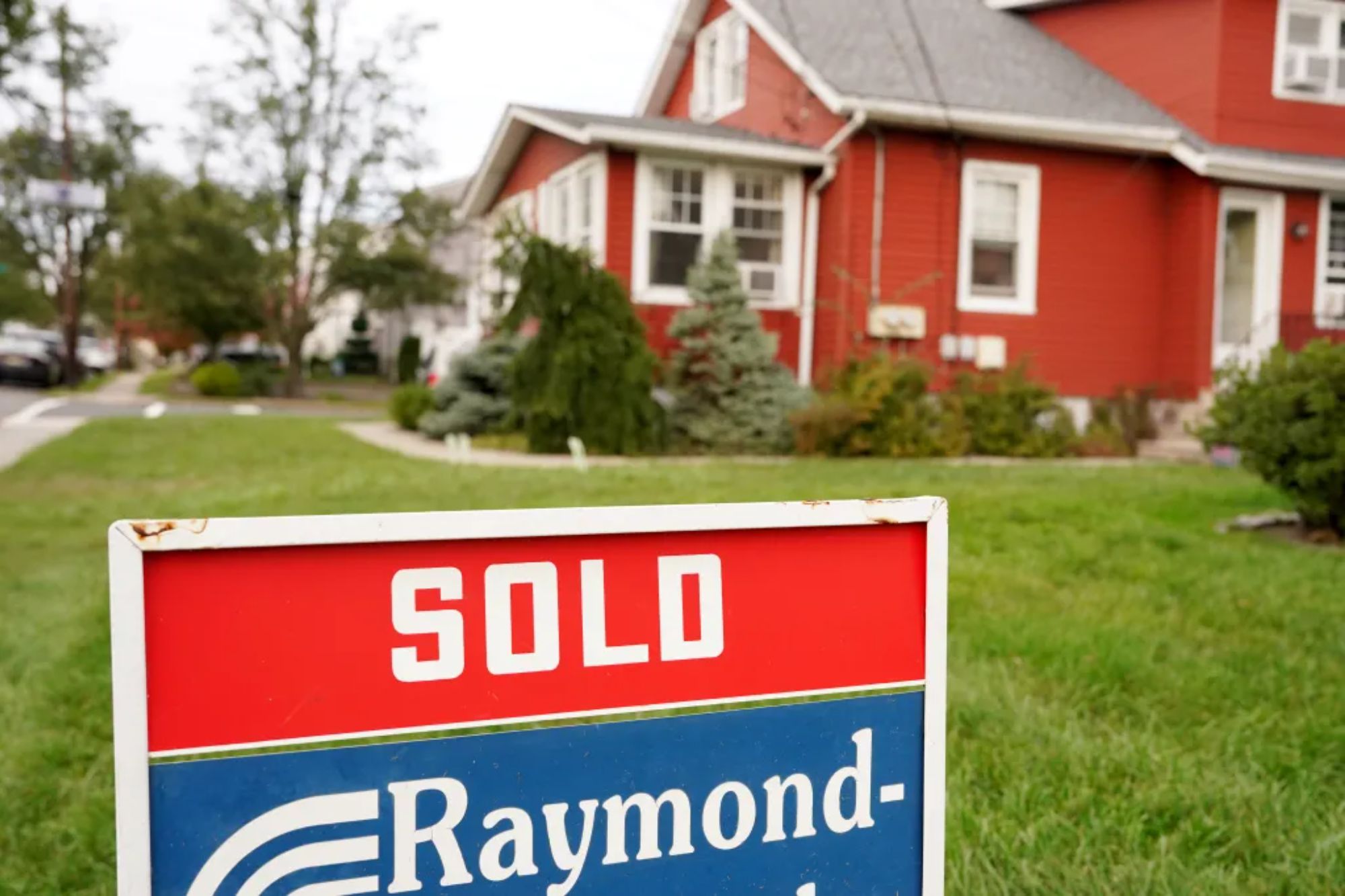 Homebuyers rejoice as down payment requirements relax nationwide, boosting savings.