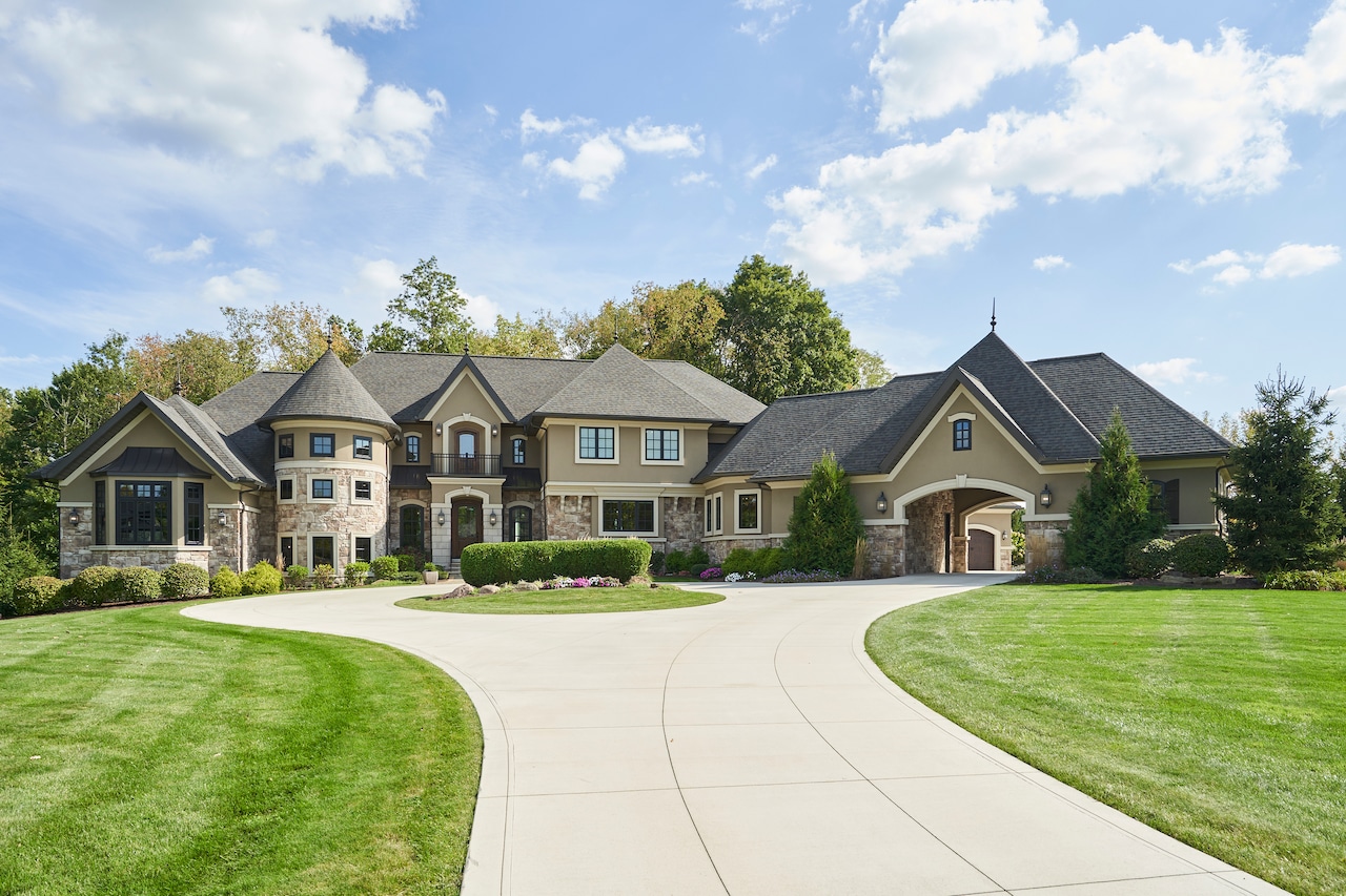 Medina County luxury estate tour highlights refined interior design and architecture.