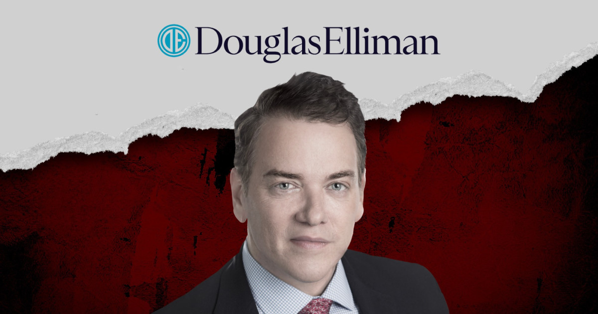 Douglas Elliman CEO resigns, top executive position terminated in New York City.