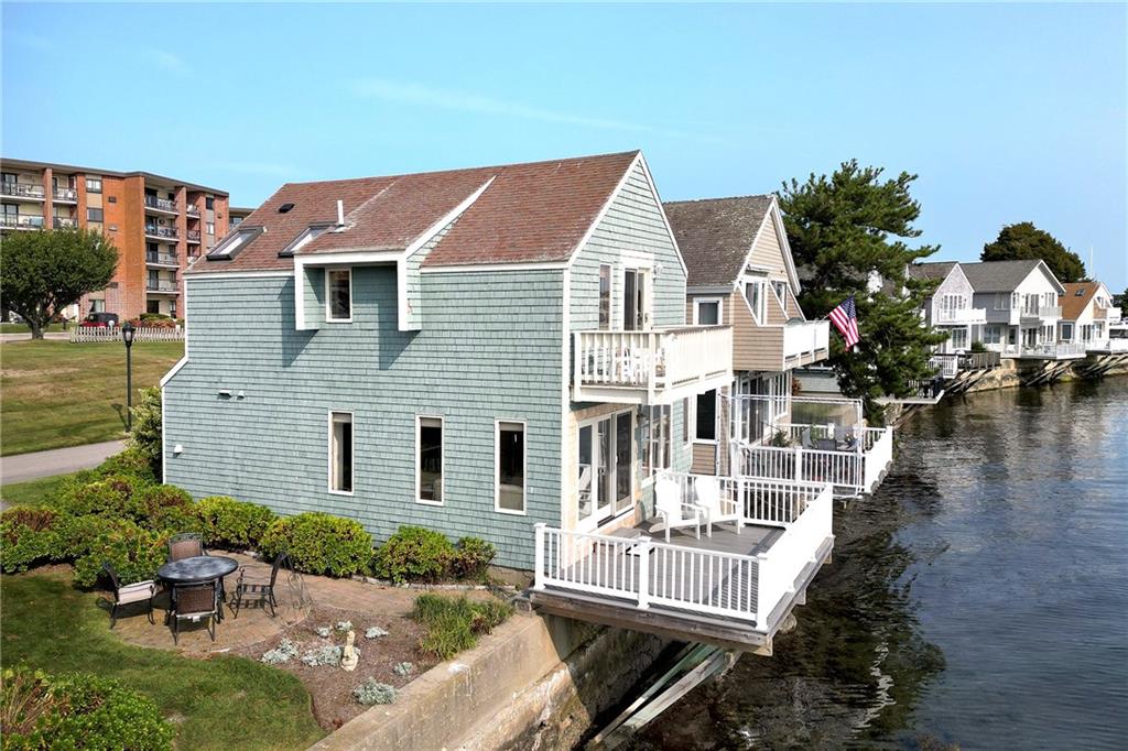 Newport County real estate transactions: 17 recent property sales revealed in Rhode Island.