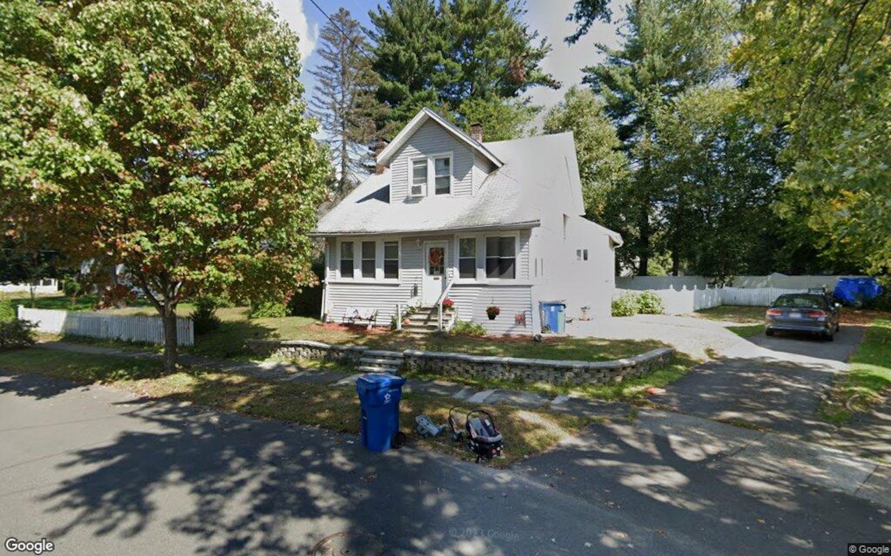 Hampden County homes for sale listed between $300,000 in Massachusetts.