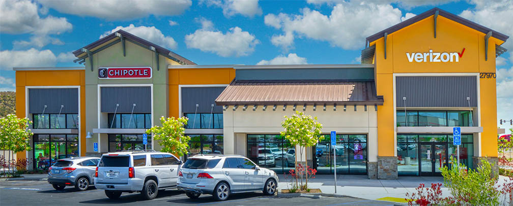 Real estate firm SRS closes record-breaking retail property sale in Murrieta, California.