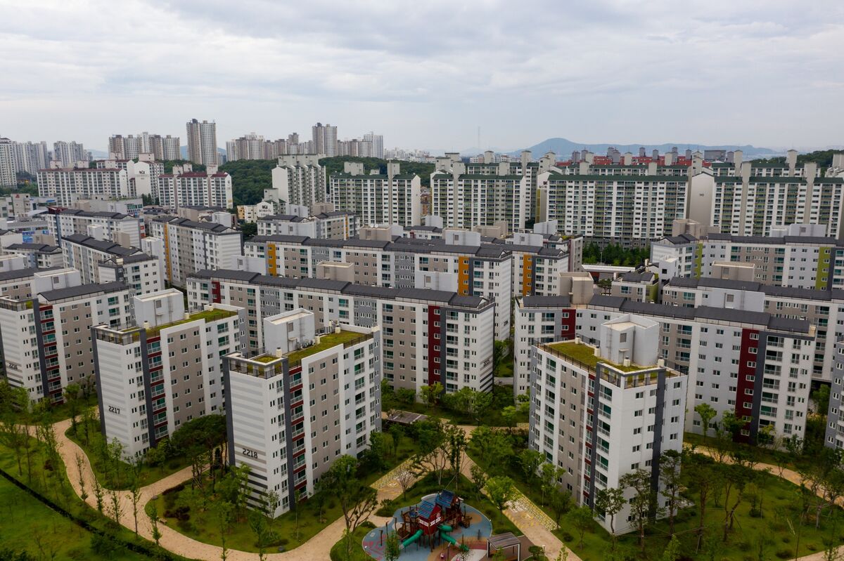 South Korean government officials monitor housing market bubble stabilization efforts in Seoul.