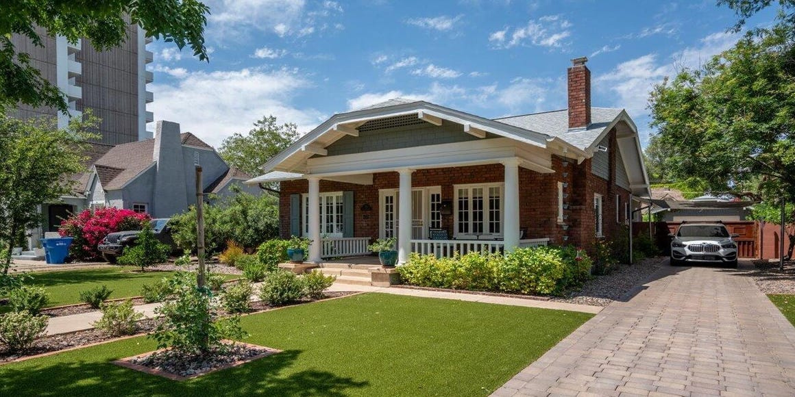 Phoenix historic homes showcased at open house event in downtown area.