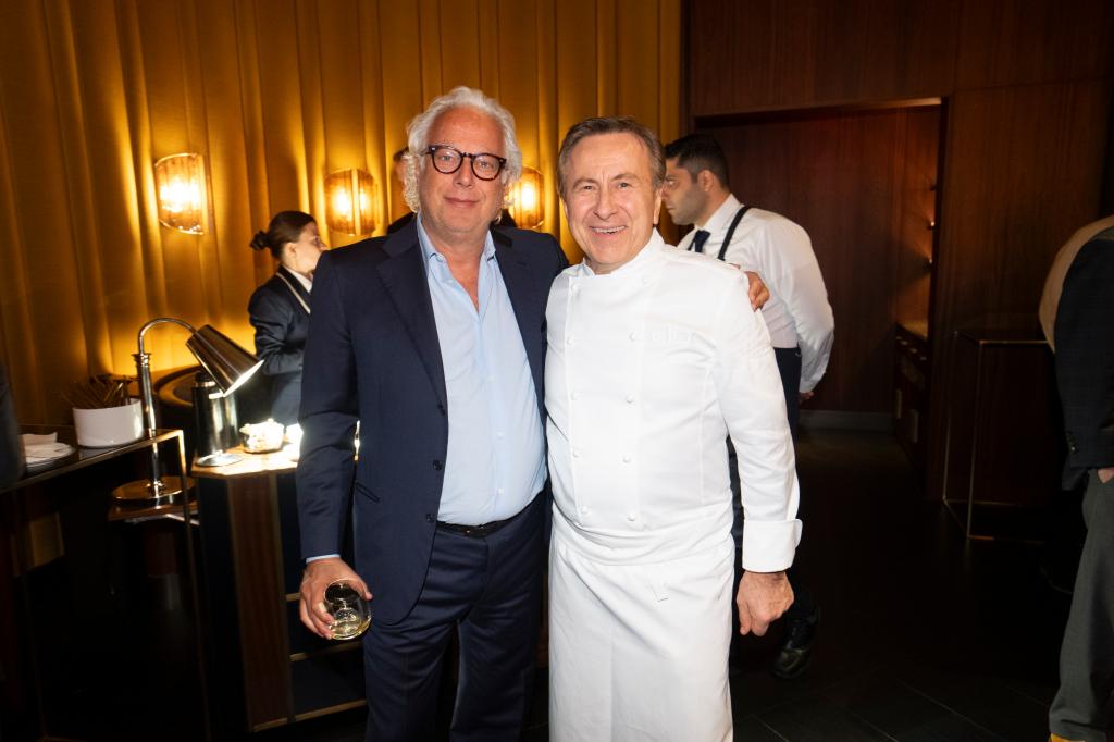 New York City's elite dine at La Tete d'Or in Paris.