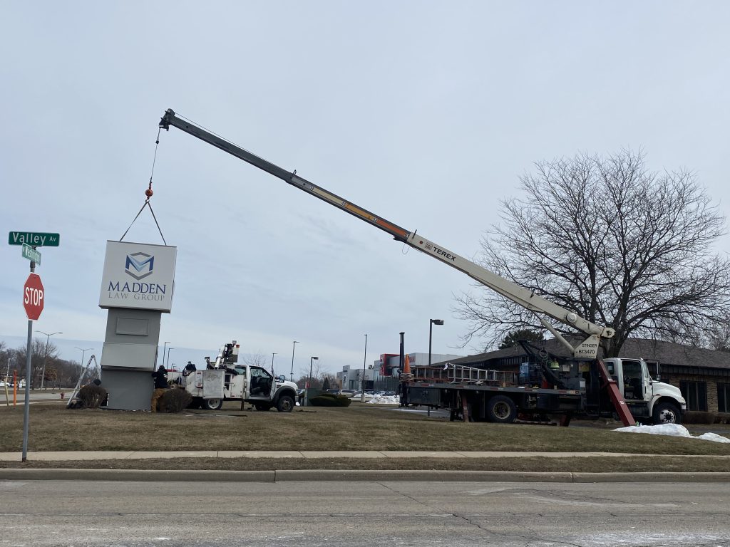 Demolition of former bank building on Valley Avenue in Green Bay underway.