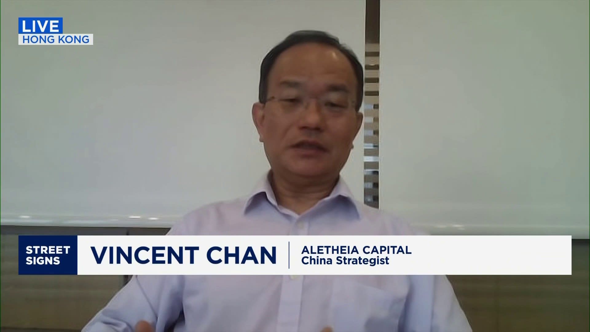 Chinese economist analyzes debt swap plan's limitations, real estate fund potential impact.