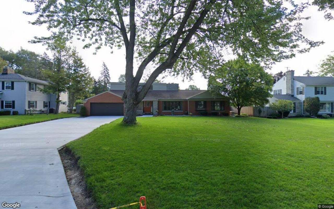 Saginaw County homes for sale, priced around $500,000 in various neighborhoods.