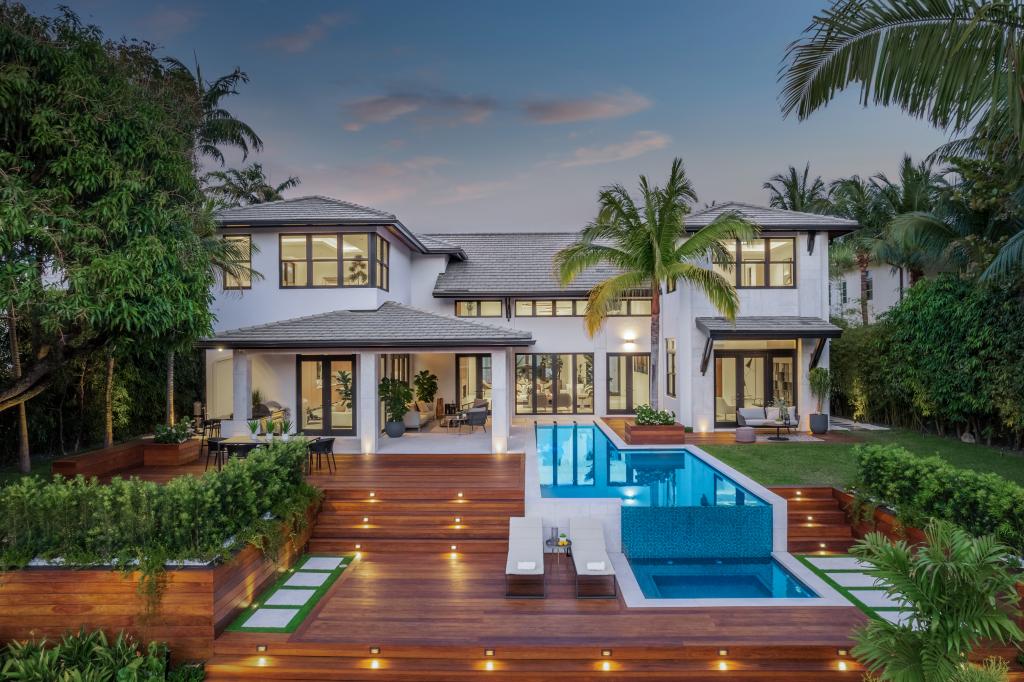 Luxury Miami homes identified by local experts in revealing report.