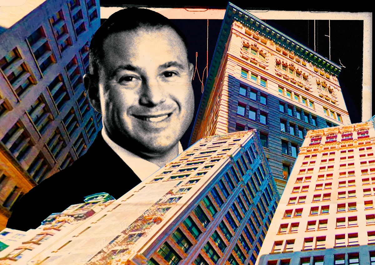 Flagstar Bank selling distressed NYC mortgages worth $343M.