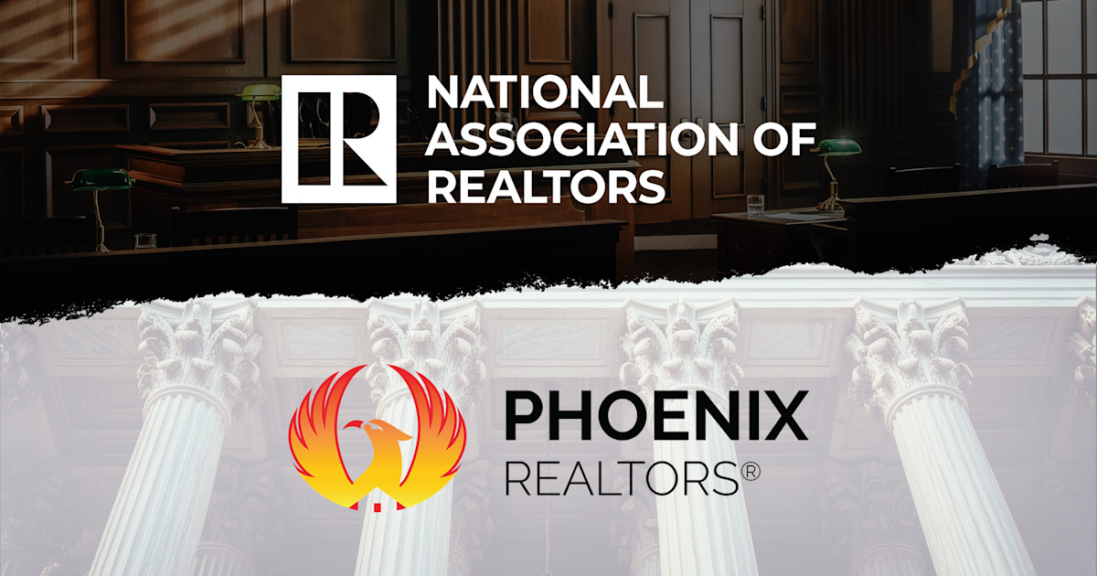 Phoenix realtors protest against National Association of Realtors' MLS choice initiative outdoors.