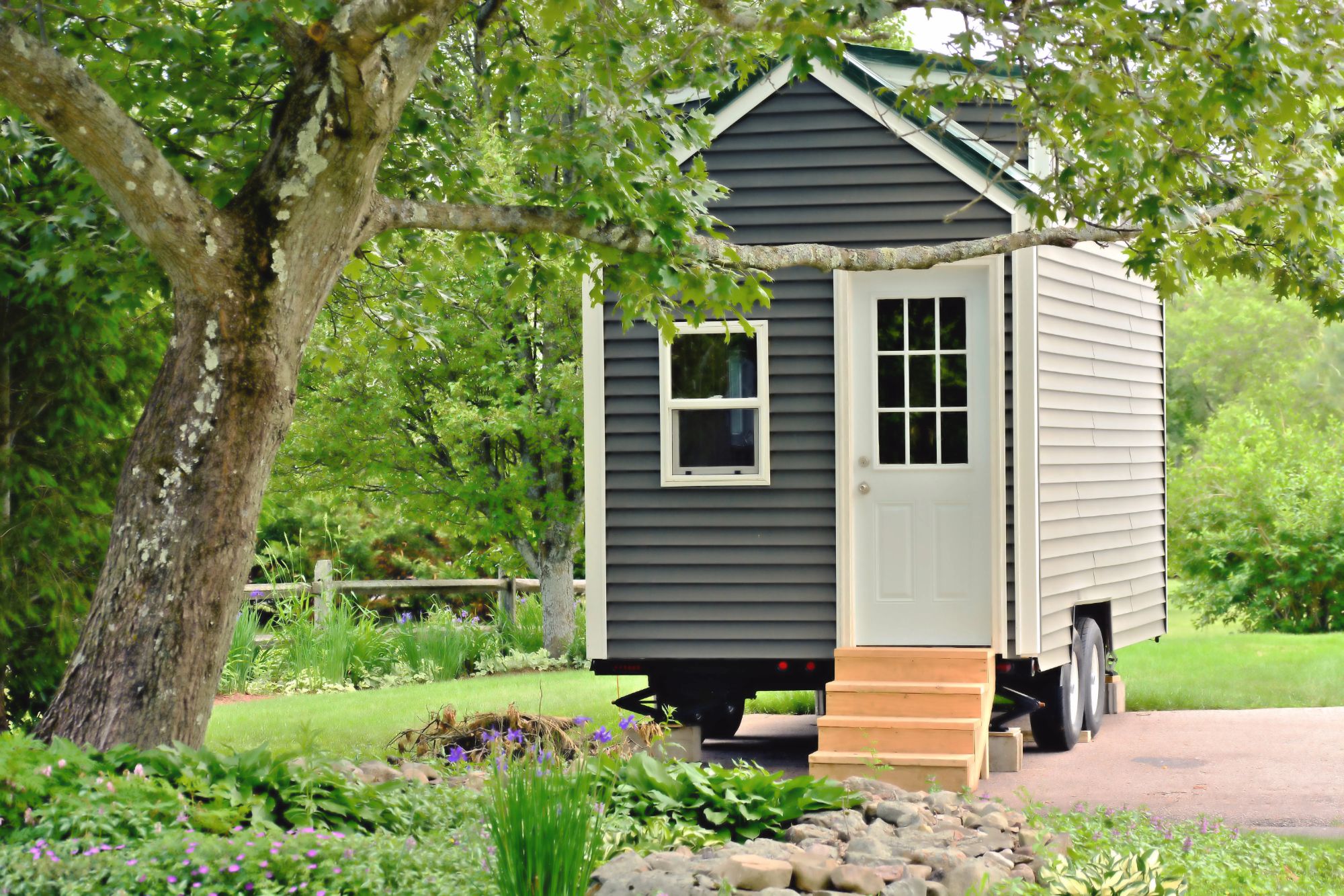 Tiny homes stolen in coordinated heists across rural countryside communities nationwide.