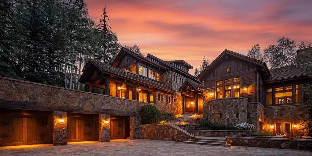 Colorado luxury estate built by 1-800-Flowers founder sells for $25 million.