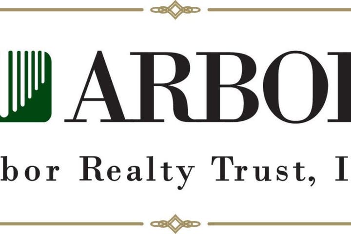 Real estate investor discusses passive income strategy with Arbor Realty in Los Angeles.