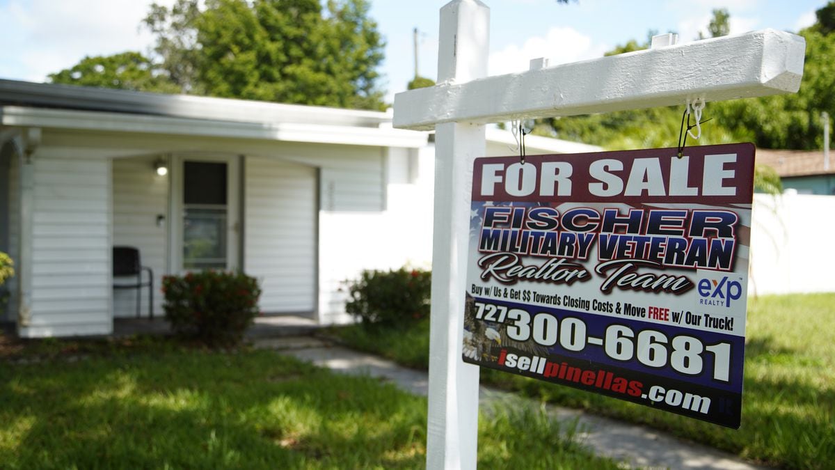 Tampa Bay residents celebrate lower mortgage rates amidst ideal home buying conditions.