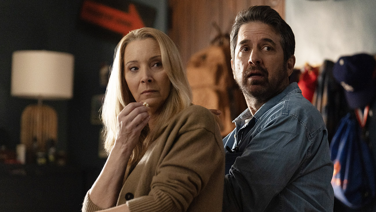 Lisa Kudrow and Ray Romano star in real estate comedy film chaos.