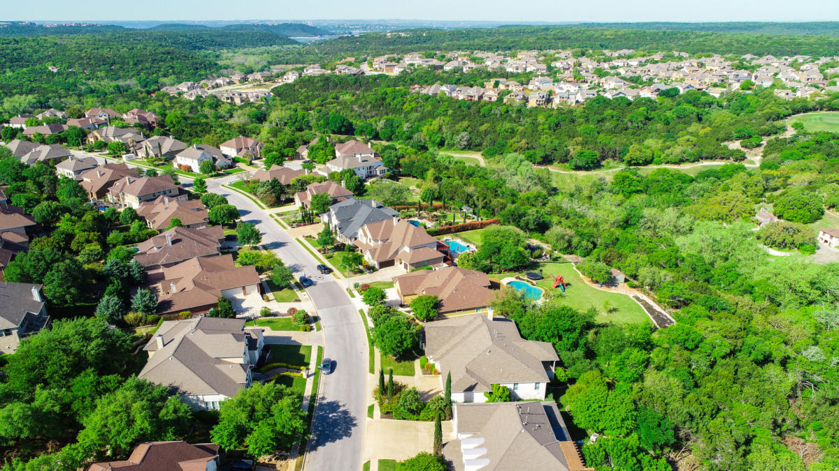 Texas real estate investors consider strong market returns in 2025 forecast.