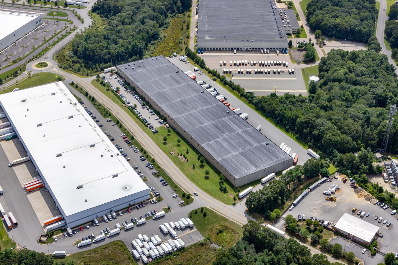 JLL completes sale of leased distribution center near Boston, Massachusetts.