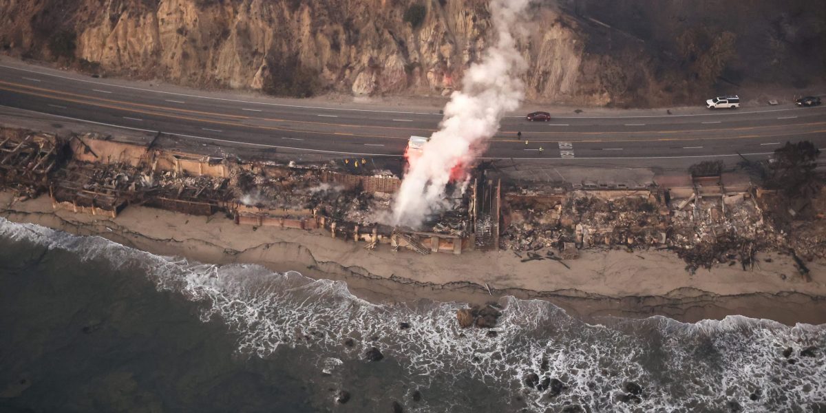 Billionaire's luxurious mansion burns down on exclusive coastal property in dramatic blaze.