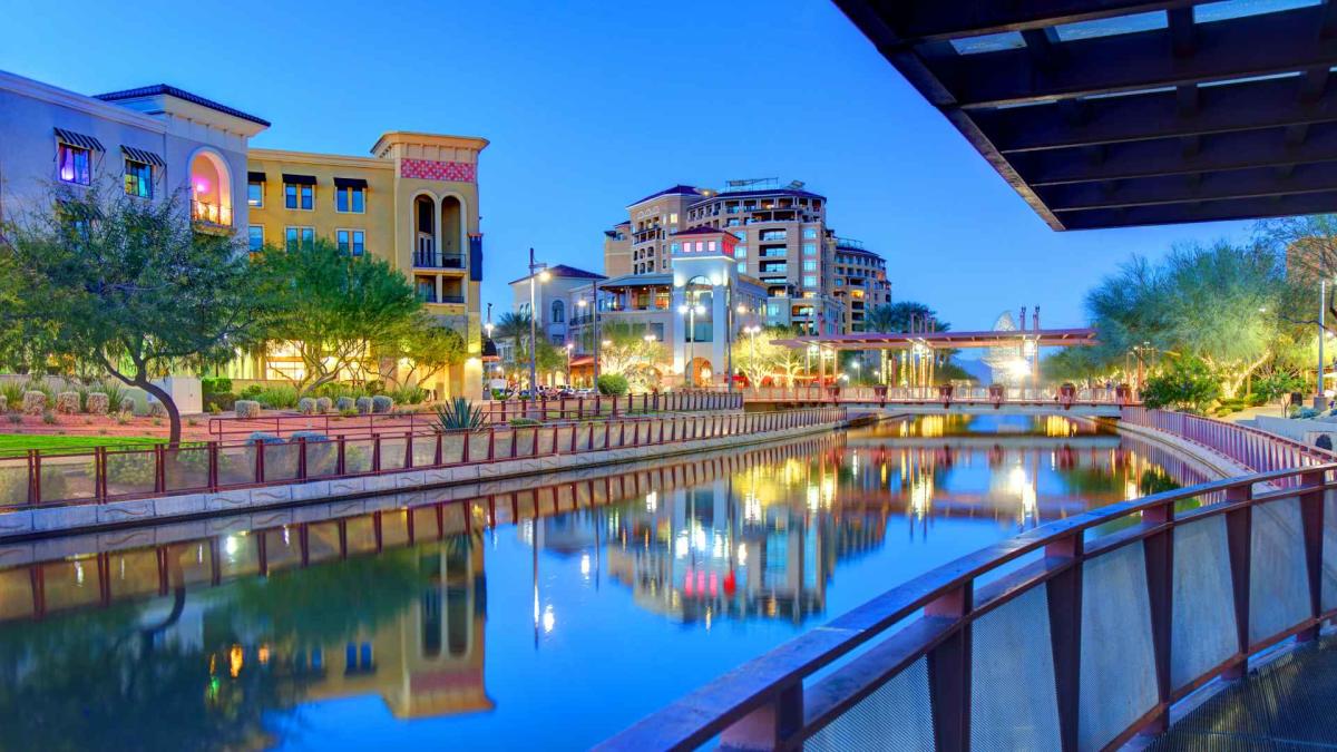 Experts warn against Arizona retirement towns, highlighting potential pitfalls and concerns.