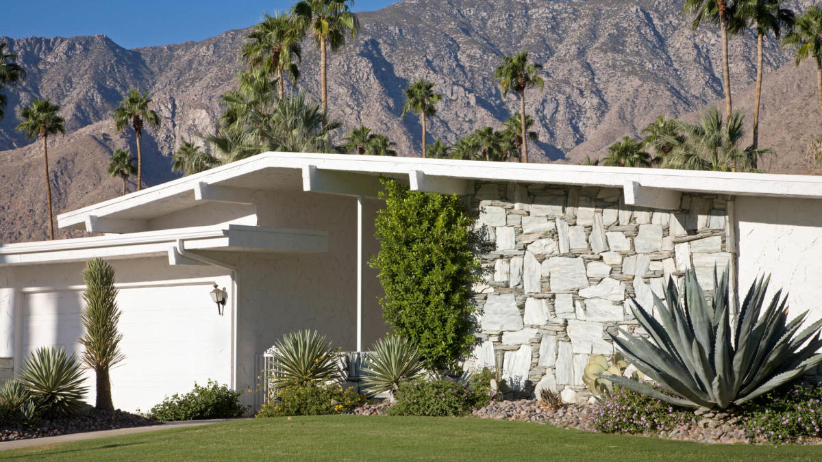 Desert town real estate investments, guide for consideration and market analysis.