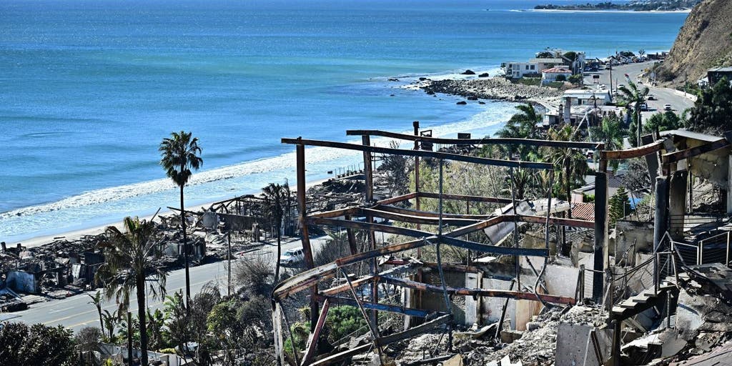 Los Angeles officials gather for bipartisan meeting on rebuilding efforts and infrastructure development.