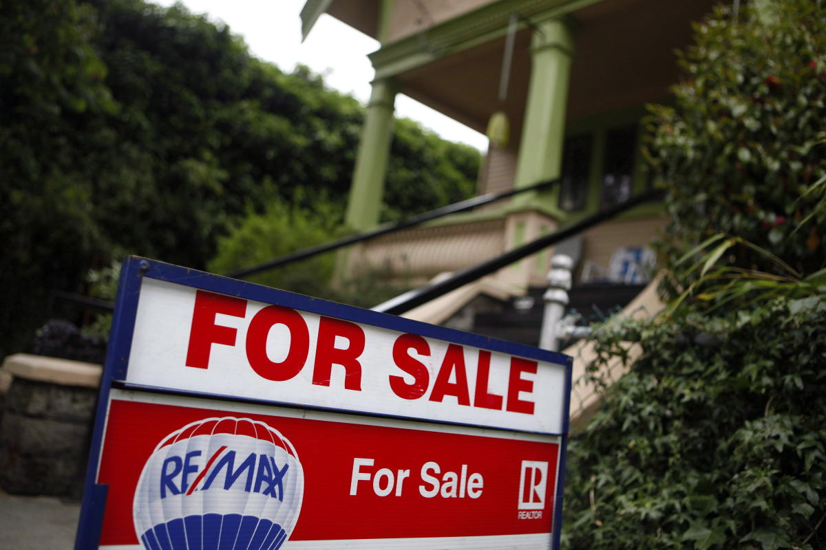 Homes sold rapidly in US residential market during fourth quarter of year.