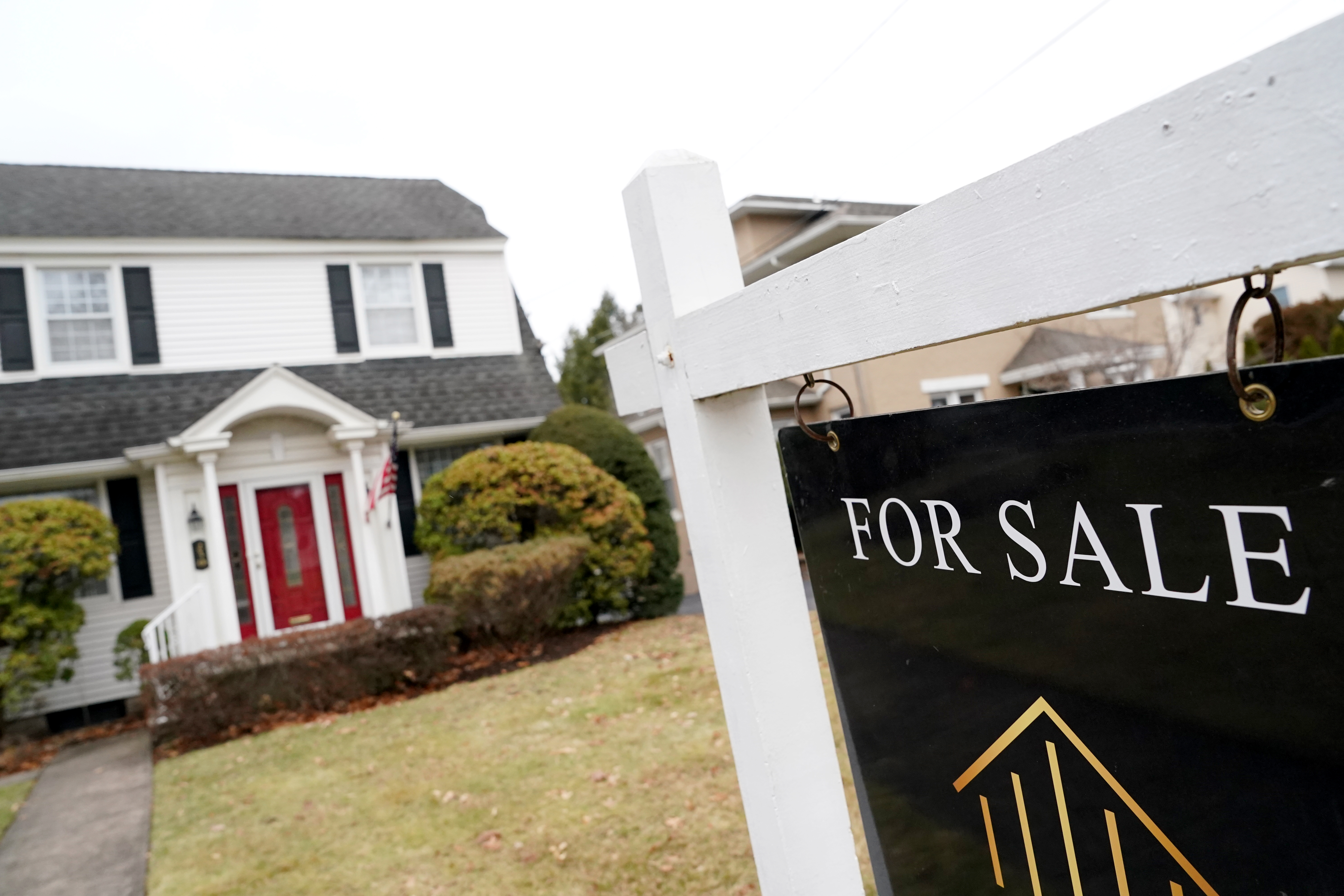 Real estate expert advises selling homes now due to favorable market conditions nationwide.