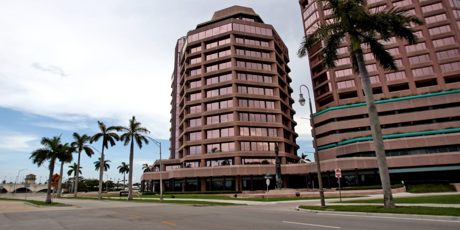 West Palm Beach's iconic pink building and Manalapan mansion undergo luxury renovations.