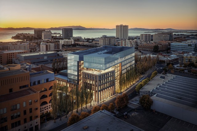 Sutter Health unveils $1 billion East Bay medical campus with land acquisitions.