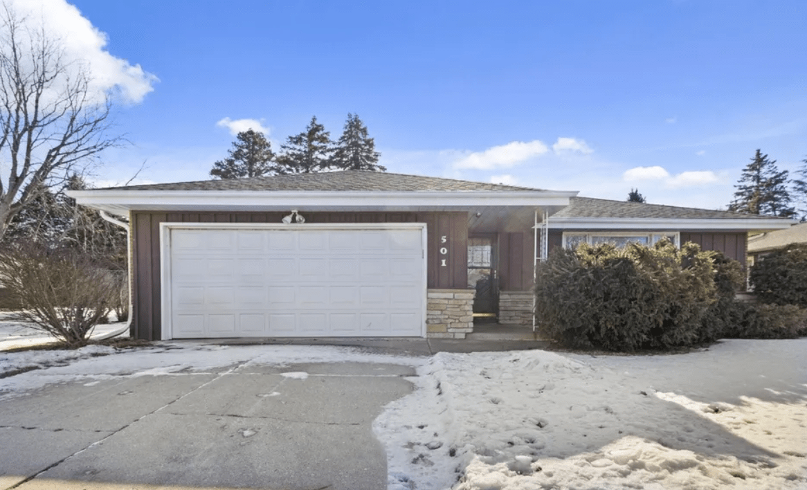 Residential real estate in Mount Pleasant, Caledonia, with homes and neighborhood landscape.