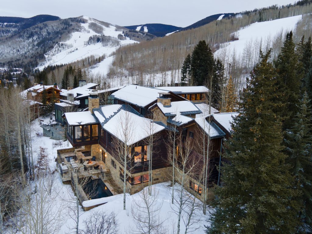 Ultra-luxury real estate market expands in Vail Valley, attracting global buyers and investors.