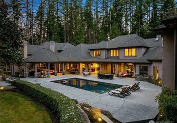 Former NFL player Lawyer Milloy sells Woodinville mansion for $7.8 million.